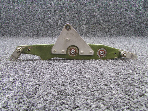 0814007-1 (Use: 0814007-3) Cessna 310D Aft Elevator Bellcrank Assembly