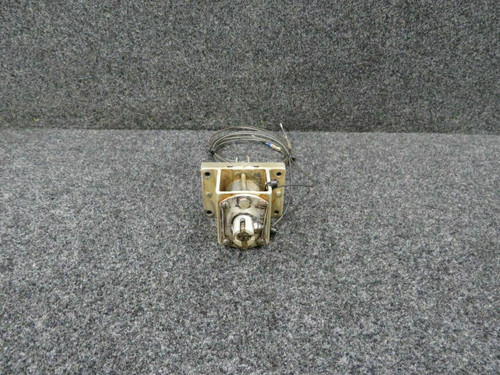 Piper 46927-005 Piper PA-31T Elevator Trim Screw Assembly C20