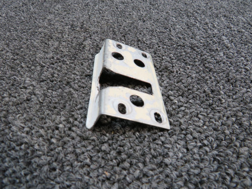 0711695-7 Cessna 182L Door Clutch Cover Assembly LH