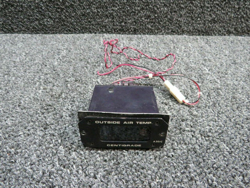 Davtron Beech 95-B55 Davtron OAT Indicator 301