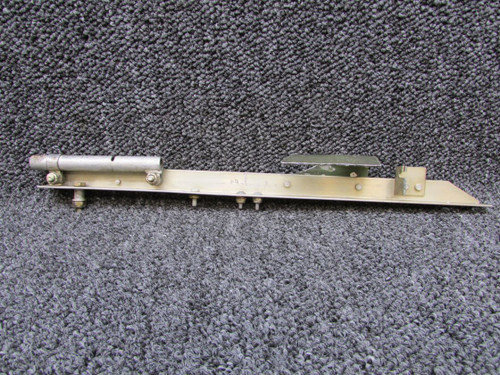 1260436-1, 0813156-4 Cessna T210L Parking Brake Angle has Housing (No Spring)