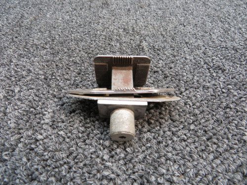 5111532-5Cessna 421B Receptacle Cabin Door Lock