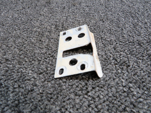 0711695-12 Cessna 182L Cover Door Clutch Assembly RH