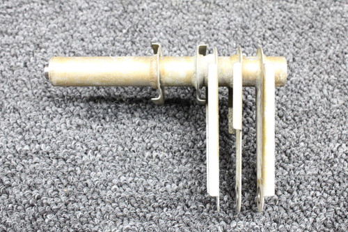 Cessna 0862100-92 Cessna 402C Flap Bellcrank Assembly Middle RH WS 91.75