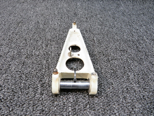 Beech 36-810015-1 USE 36-810015-3 Beech A-36 Bonanza Torque Link Gear Upper RH