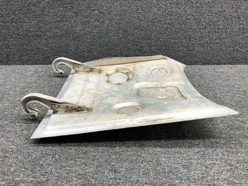 Cessna 5027000-6 USE 5027000-202 Cessna 421B Main Gear Door Assembly Inboard RH