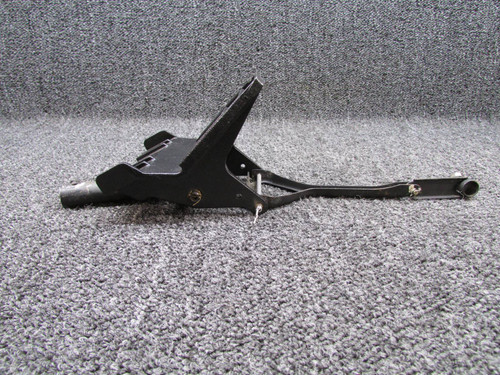 1460320-1 Cessna Rudder Pedal Assembly w Arm, Link and Bellcrank LH or RH
