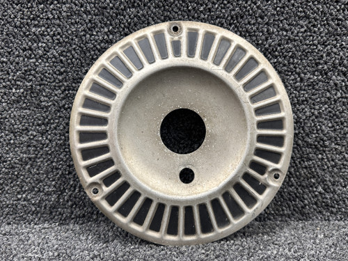 0741048-7 Cessna 172I Wheel Cap (Silver)