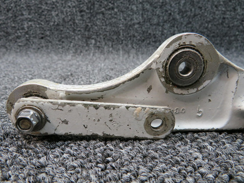 Cessna 0841104-4 / 0843500-28 Cessna 421B Bellcrank Assembly Rocker Arm W/ Link RH
