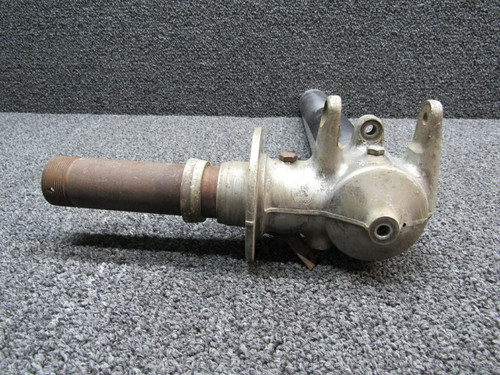 Navion 145-33133-9 Navion L-17 Fitting Assembly Axle Oleo