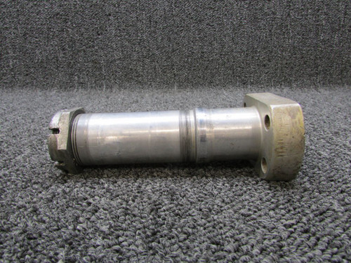 0541124 (Use: 0541124-0) Cessna 172 Main Gear Axle has Nut (Aluminum) (Solid)