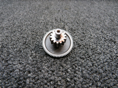 35-810135 Beechcraft 95-B55 Gear Spur and Pinon Gear Retract Motor