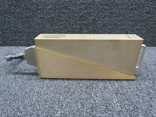 S-Tec 0109 Beechcraft 95-B55 S-tec Roll Computer W/ Tray Volts 28