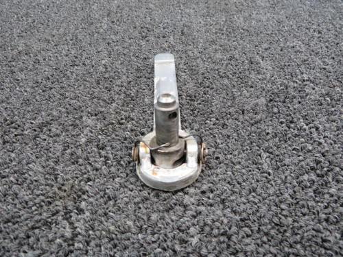 0811893-7 Cessna 402C Exterior Upper Cabin Door Latch Handle w Spindle