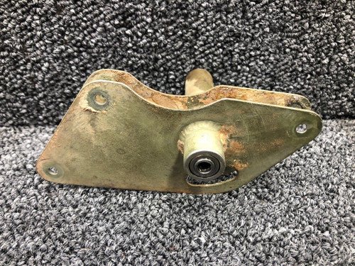 0523223 Cessna 170-172 Aileron Bellcrank Assembly LH