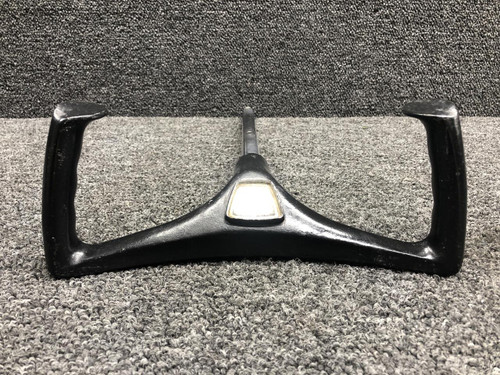 Cessna 0513239-1 WEU 0513239-5 / 0513239-9 Cessna 172D Control Wheel Assembly RH D 0.753, L 13-7/8