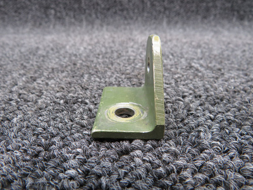 5114229-1 Cessna 421B Seat Clip RH Pilot / Co-Pilot