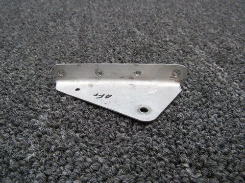 Cessna 2213060-1 Cessna TR182 Bracket LH AFT