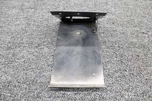 Piper PA34-200 Azimuth Transmitter Mount Assembly