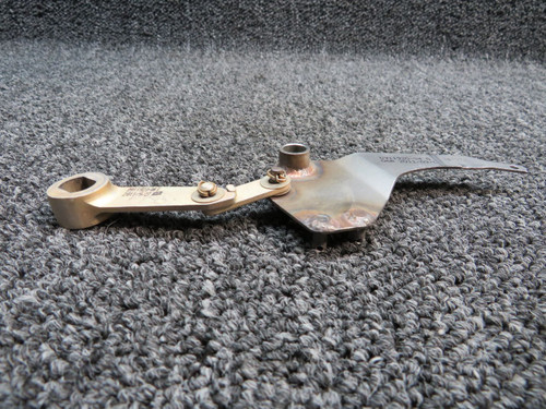 0911920-94 / 0911920-84 Cessna 162 Cabin Door Weld Lever RH W/ Cam