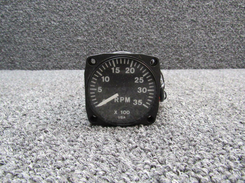 UMA 19-500-102 USE TU-4727 UMA Tachometer