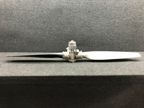 Hartzell 0850325-57 M/N HC-A2VF-2 Hartzell Two Blade Propeller No Logs