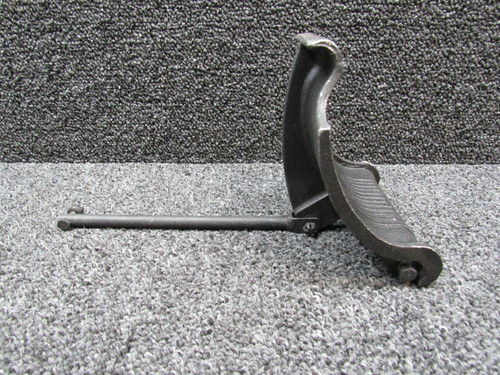 Beechcraft 35-524011 USE 002-524011-15 Beechcraft Rudder Pedal W/ Arm SA