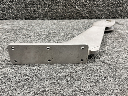 LA57265221 Columbia 350 Hinge Assembly Forward Flap WS 65.5 (CAST)