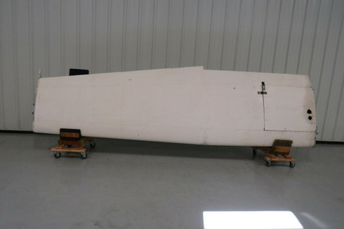 Cessna 0523011-2 Cessna 172M RH Wing Assembly