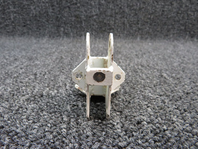 LA57275307 (Use: 2824102-15) Columbia 400 Actuator Hinge Aileron