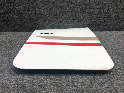 Cessna 0717037-6 USE 0717037-8 Cessna 172S Baggage Door Assembly