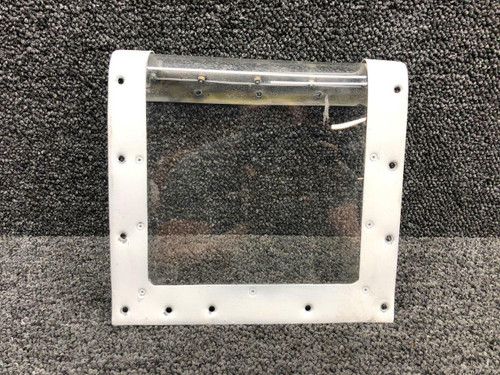 Beechcraft 96-170000-7 / 96-170000-9 Beechcraft 95-B55 Wing Landing Light Lens and Retainer