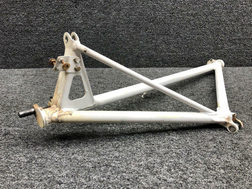 Beechcraft 35-815102-34 Beech 95-B55 Main Landing Gear Brace LH