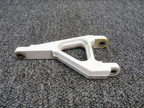 Piper 105041-002 Piper PA46-350P Link Main Gear Upper / Lower Assembly