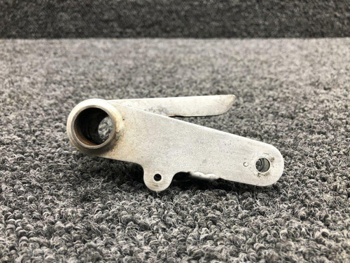 Piper 41797-009 Piper PA-31T Nose Gear Door Actuator Arm Assembly RH