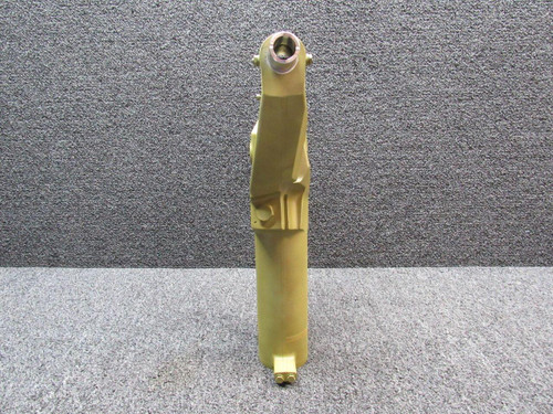 Piper 83605-003 Piper PA46-350 Main Gear Trunnion Upper RH W/ 8130 and Magnaflux