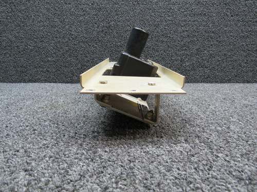 Edo-Aire 1C373-4-454 Beechcraft C24R Edo-Aire Pitch Servo Assembly W/ Brackets Volts 14