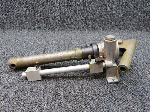 C301002-0308 (Use: C301002-0312) Cessna Flap Actuator & Switch Bar Assembly (7")