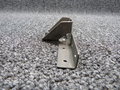 0713984-4 Cessna A185F Bracket