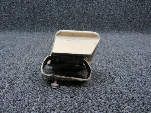 Cessna 1241043-2 USE 1241043-202 Cessna T210 Step Main Gear RH W/ Bracket