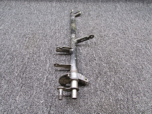 0760032-1 Cessna A185F Bar Assembly Rudder