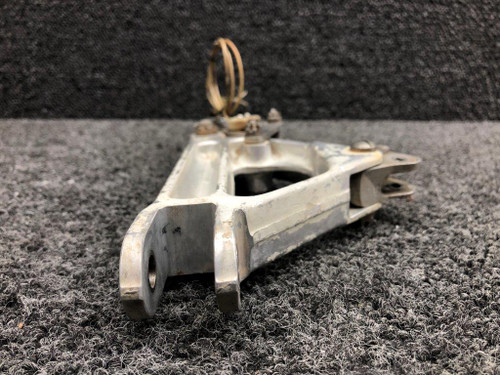 67025-005 / 67797-004 Piper PA34-200T Main Gear Truss LH W/ Link & Hooks