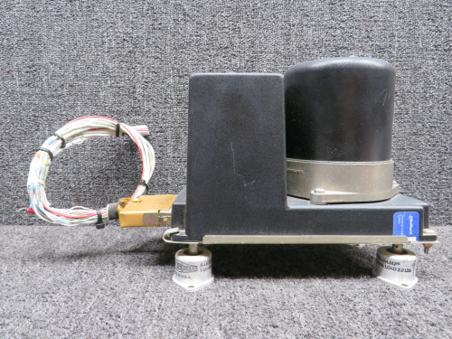 060-0015-00 Bendix King KG-102A Directional Gyro with Mount (14 or 28V)