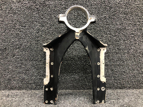 0543016-1 / 0543018-1 Cessna 182B Nose Gear Fitting Lower Assembly W/ Cap