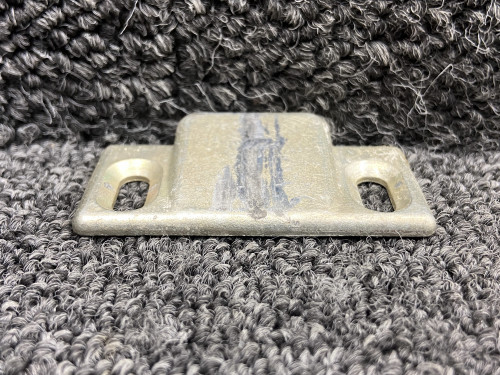 1211891-1 Cessna T206H Cargo Door Latch Plate Upper
