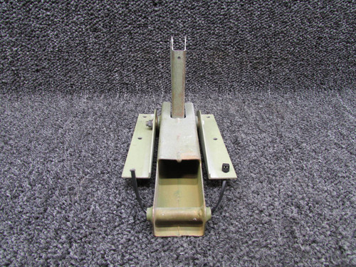 1260059-1, 1220089-1 Cessna T206H Flap Bellcrank Assembly Outboard with Supports