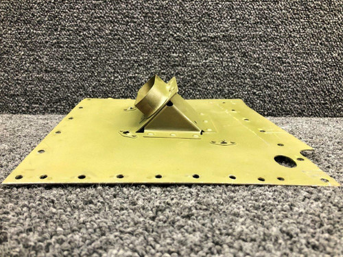 Cessna Aircraft Parts 1213905-2/ 1253031-3 Cessna 207 Fuselage Skin W/ Air Adapter RH Zinc