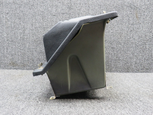 35202-000, 35201-000 Piper PA28-181 Battery Box Assembly w/ Cover