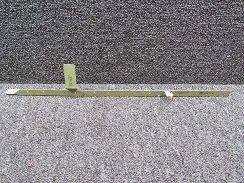 1213413-17 (USE: 1213751-853) Cessna T206H Angle Assembly
