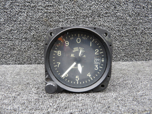 5934-A66 United Instruments Altimeter Indicator